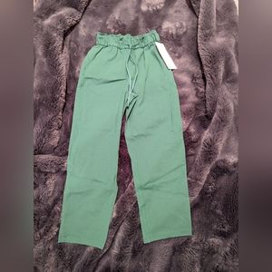 Lululemon Women's Stretch High-Rise Cropped Pants - size 2